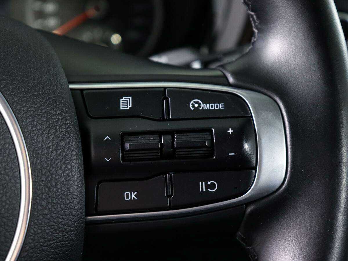 Купить Kia K5 с пробегом. Фото: #15