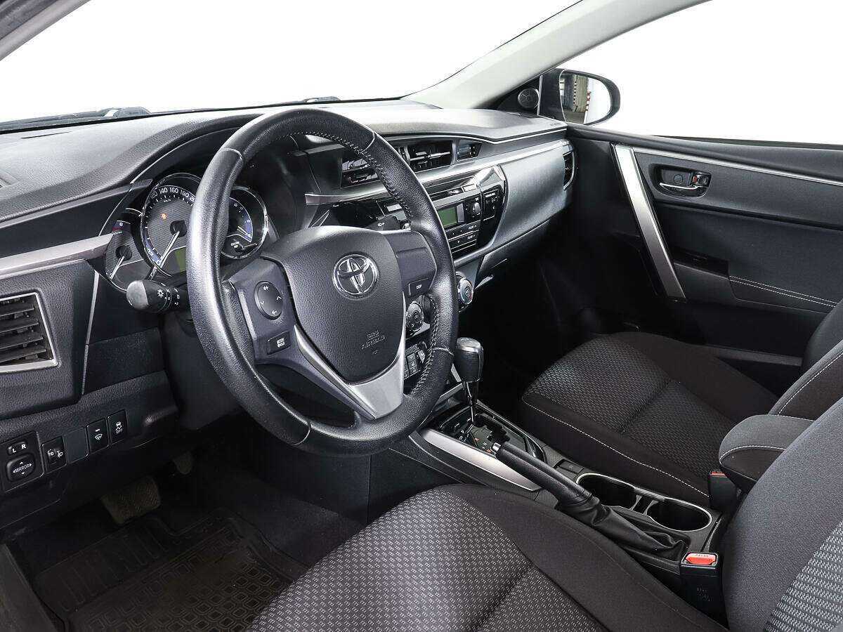 Купить Toyota Corolla с пробегом. Фото: #11