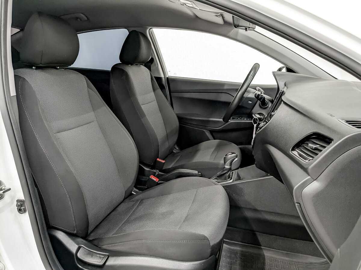 Купить Hyundai Solaris с пробегом. Фото: #22