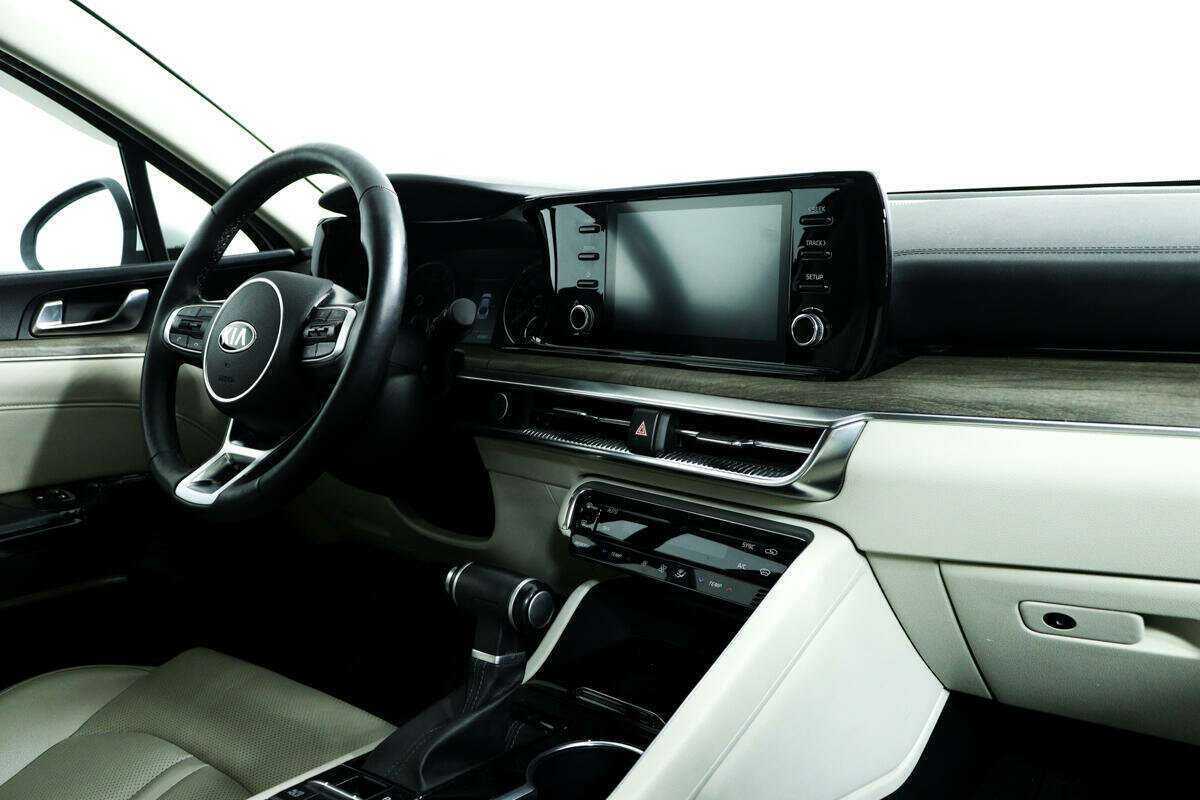 Купить Kia K5 с пробегом. Фото: #8
