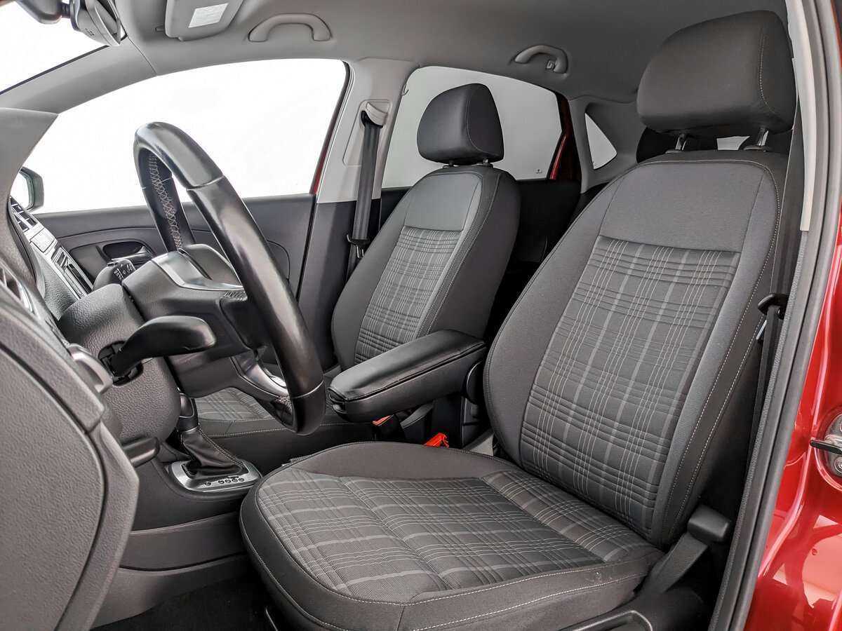 Купить Volkswagen Polo с пробегом. Фото: #15
