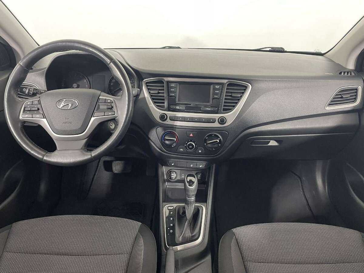 Купить Hyundai Solaris с пробегом. Фото: #6