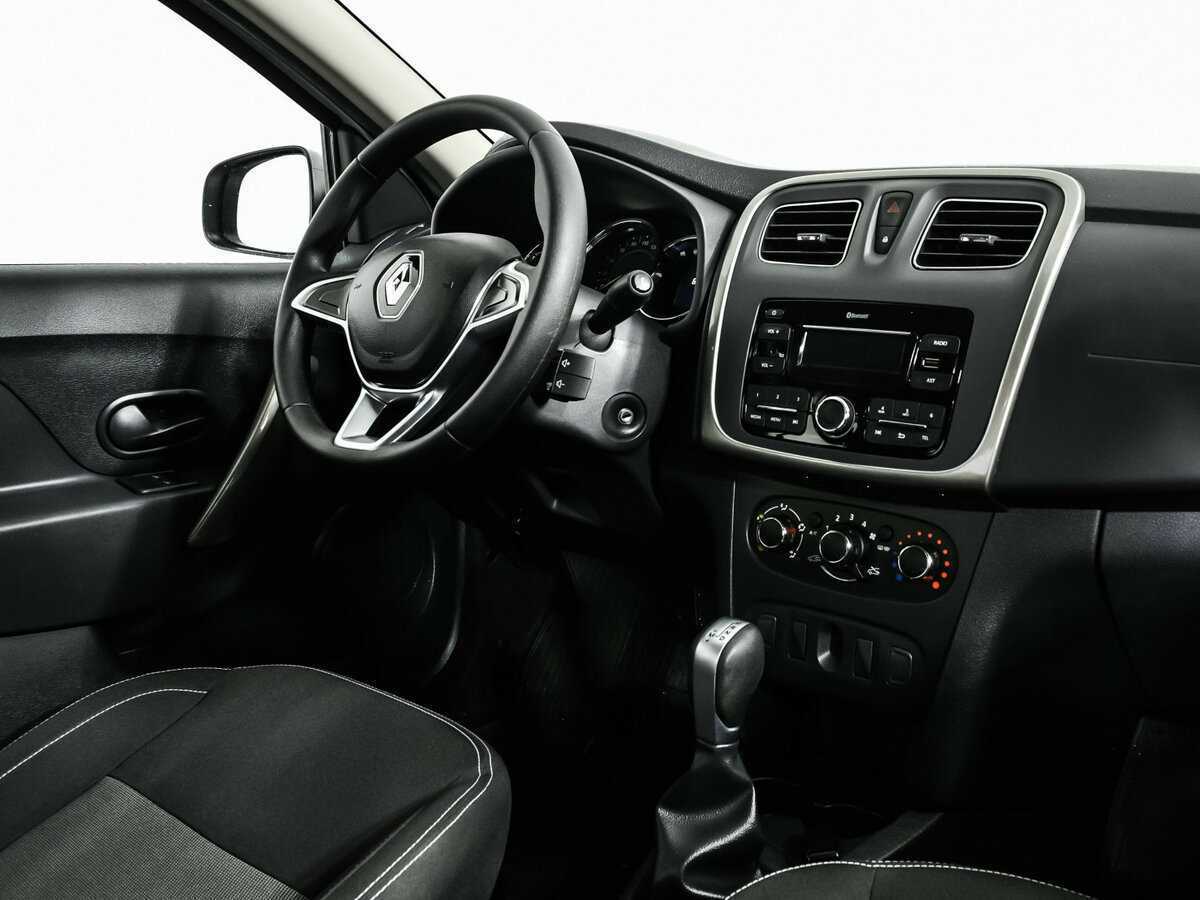 Купить Renault Logan с пробегом. Фото: #8