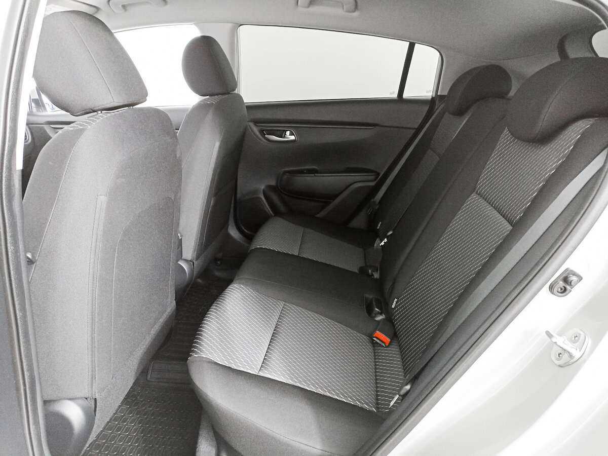 Купить Kia Rio с пробегом. Фото: #11