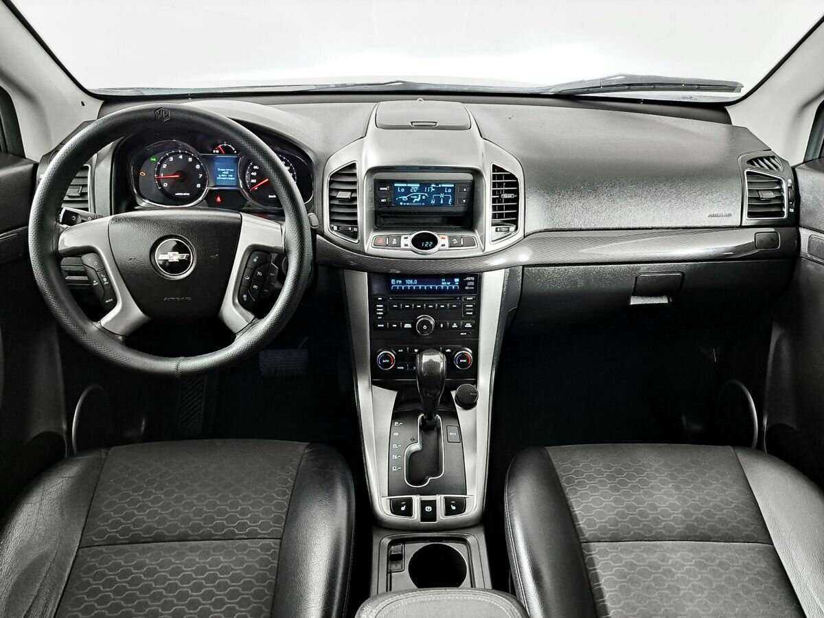 Купить Chevrolet Captiva с пробегом. Фото: #13