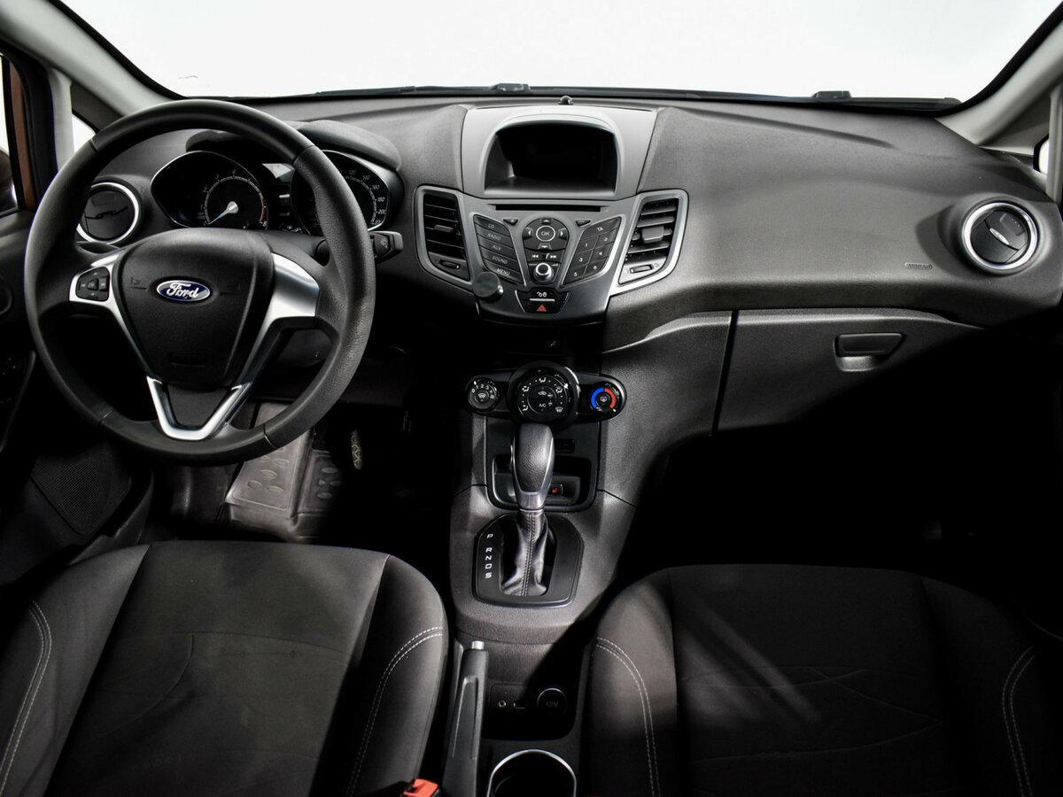 Купить Ford Fiesta с пробегом. Фото: #13