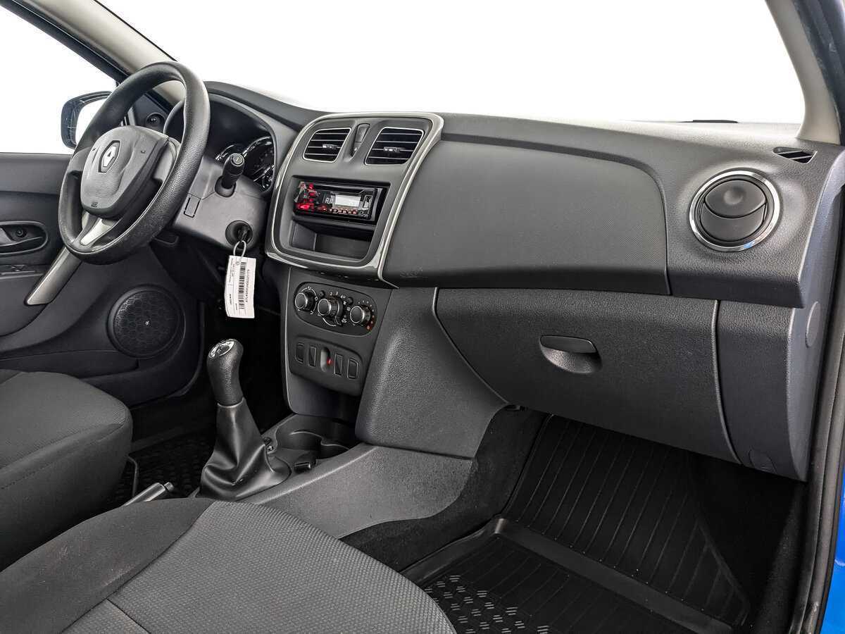 Купить Renault Logan с пробегом. Фото: #8