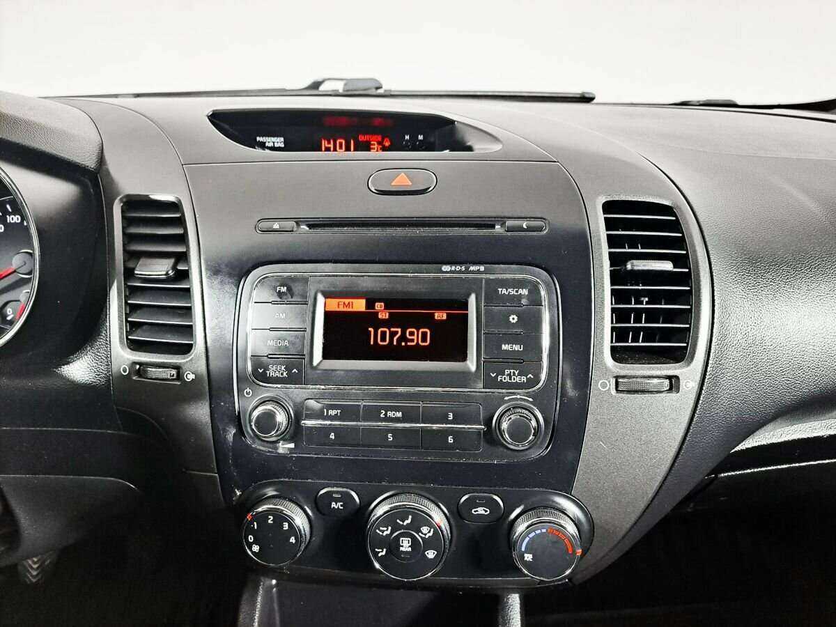 Купить Kia Cerato с пробегом. Фото: #10
