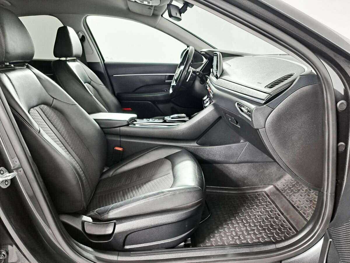 Купить Hyundai Sonata с пробегом. Фото: #8