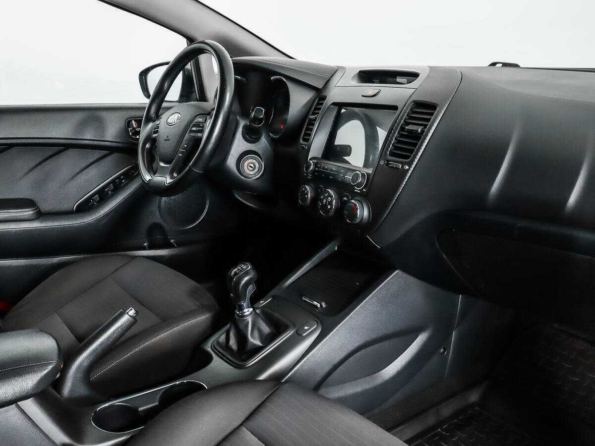 Купить Kia Cerato с пробегом. Фото: #10