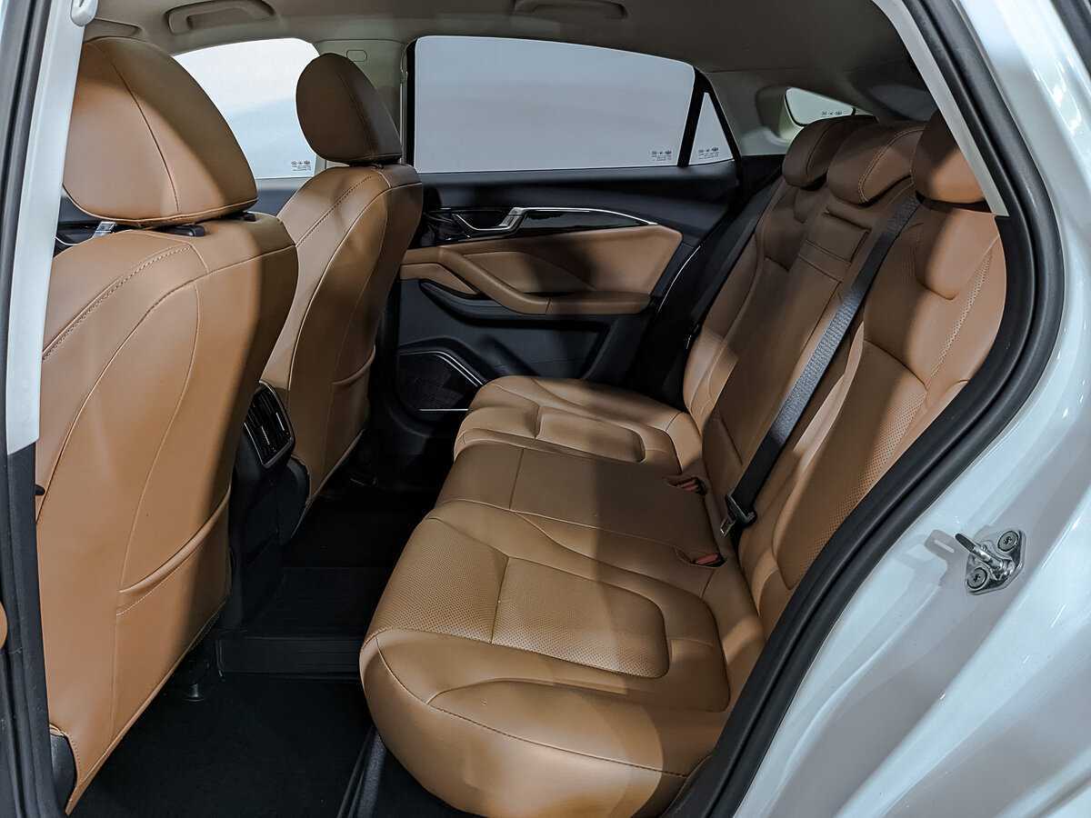 Купить FAW Bestune B70 с пробегом. Фото: #16