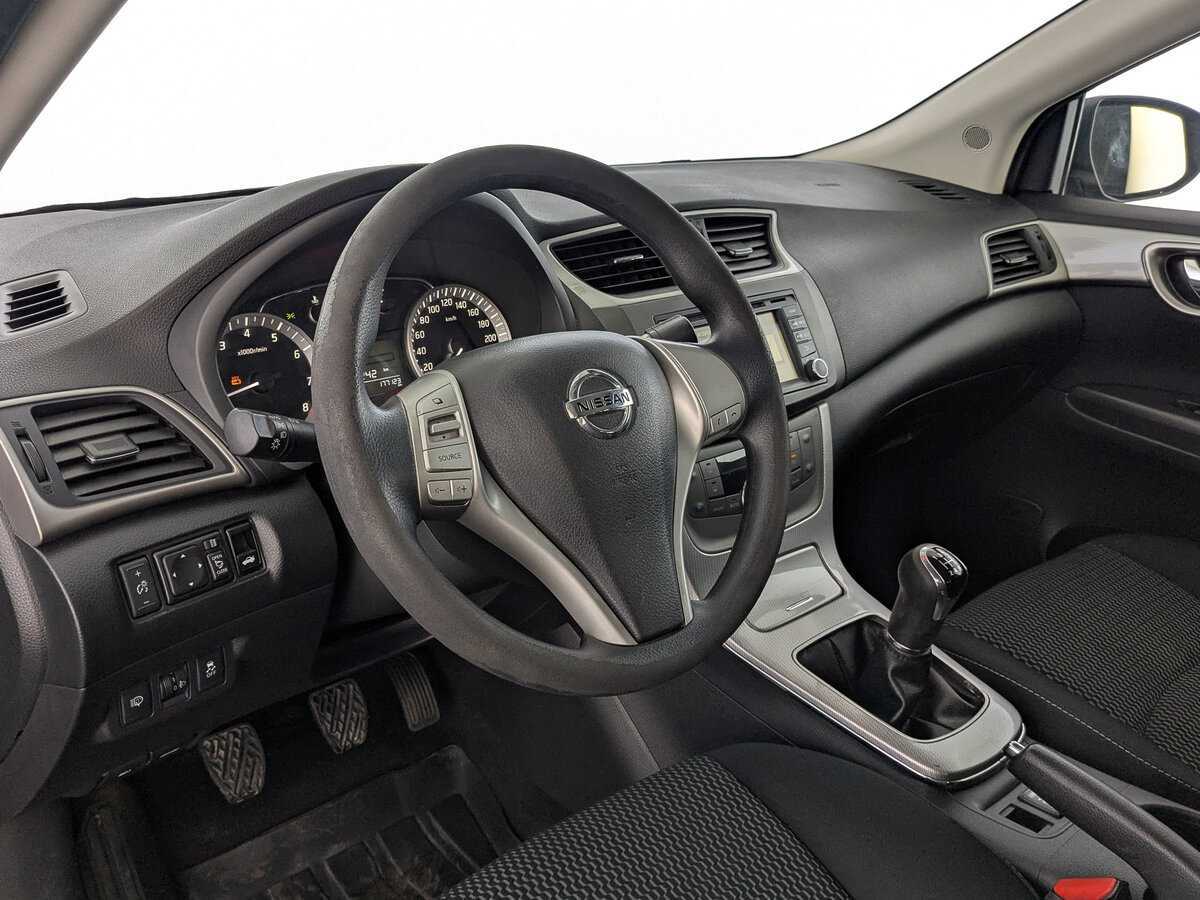 Купить Nissan Sentra с пробегом. Фото: #14