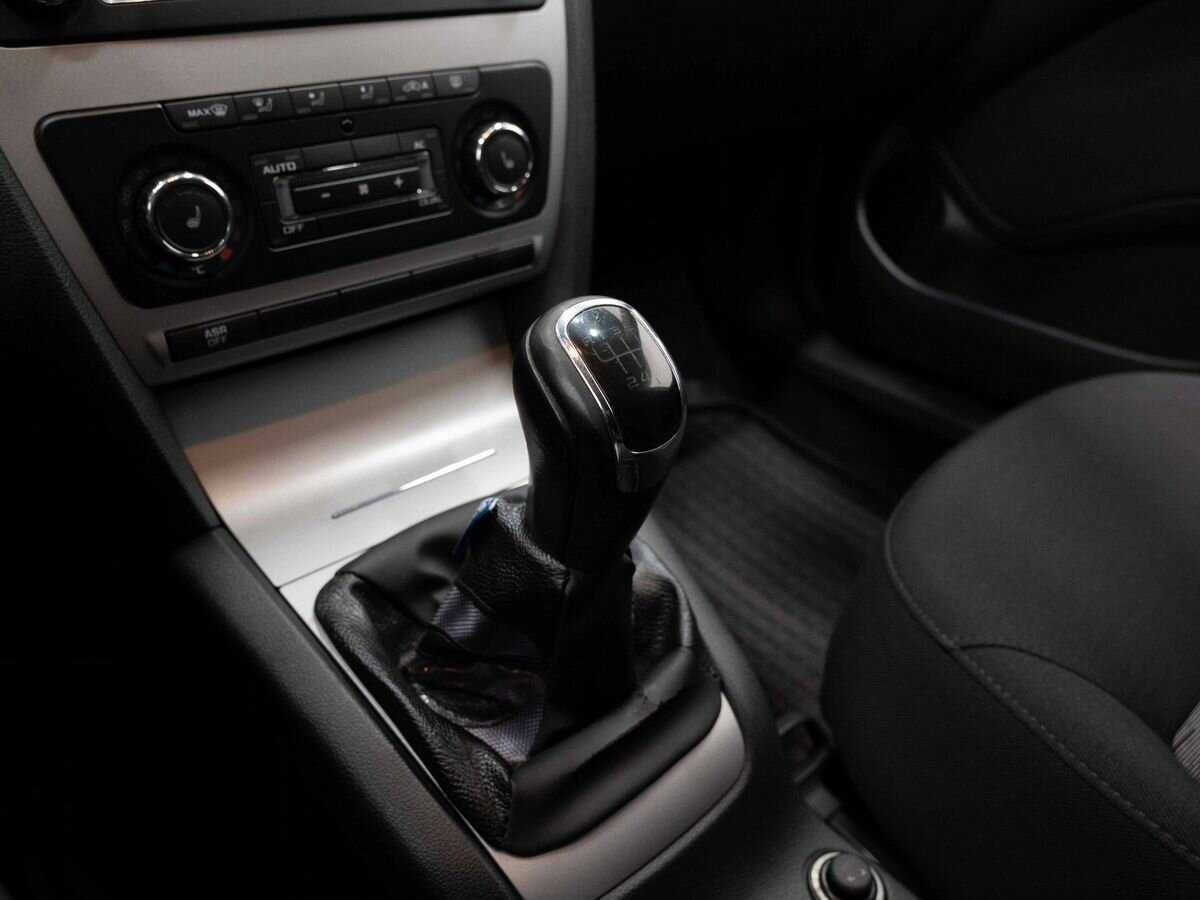 Купить Skoda Octavia с пробегом. Фото: #20