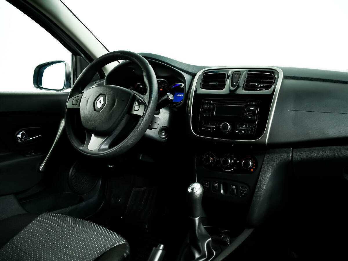 Купить Renault Logan с пробегом. Фото: #8