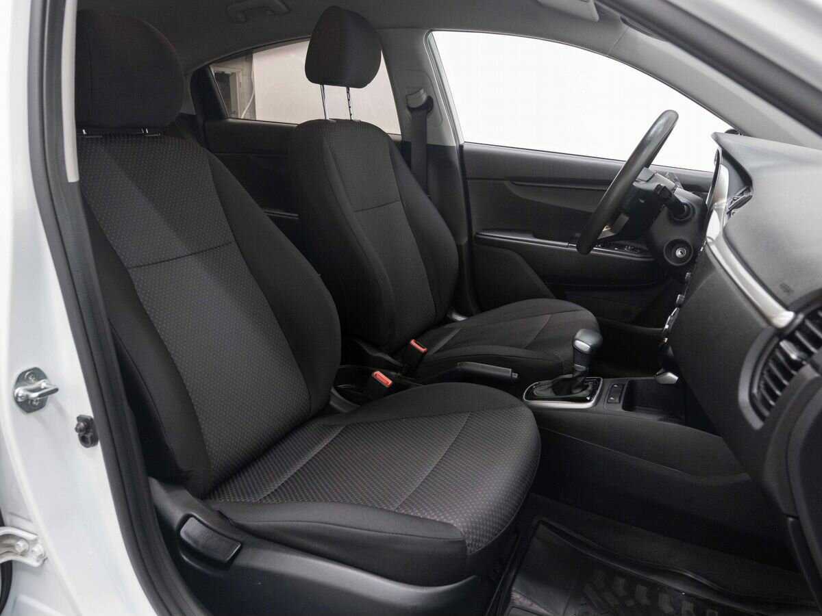 Купить Kia Rio с пробегом. Фото: #13