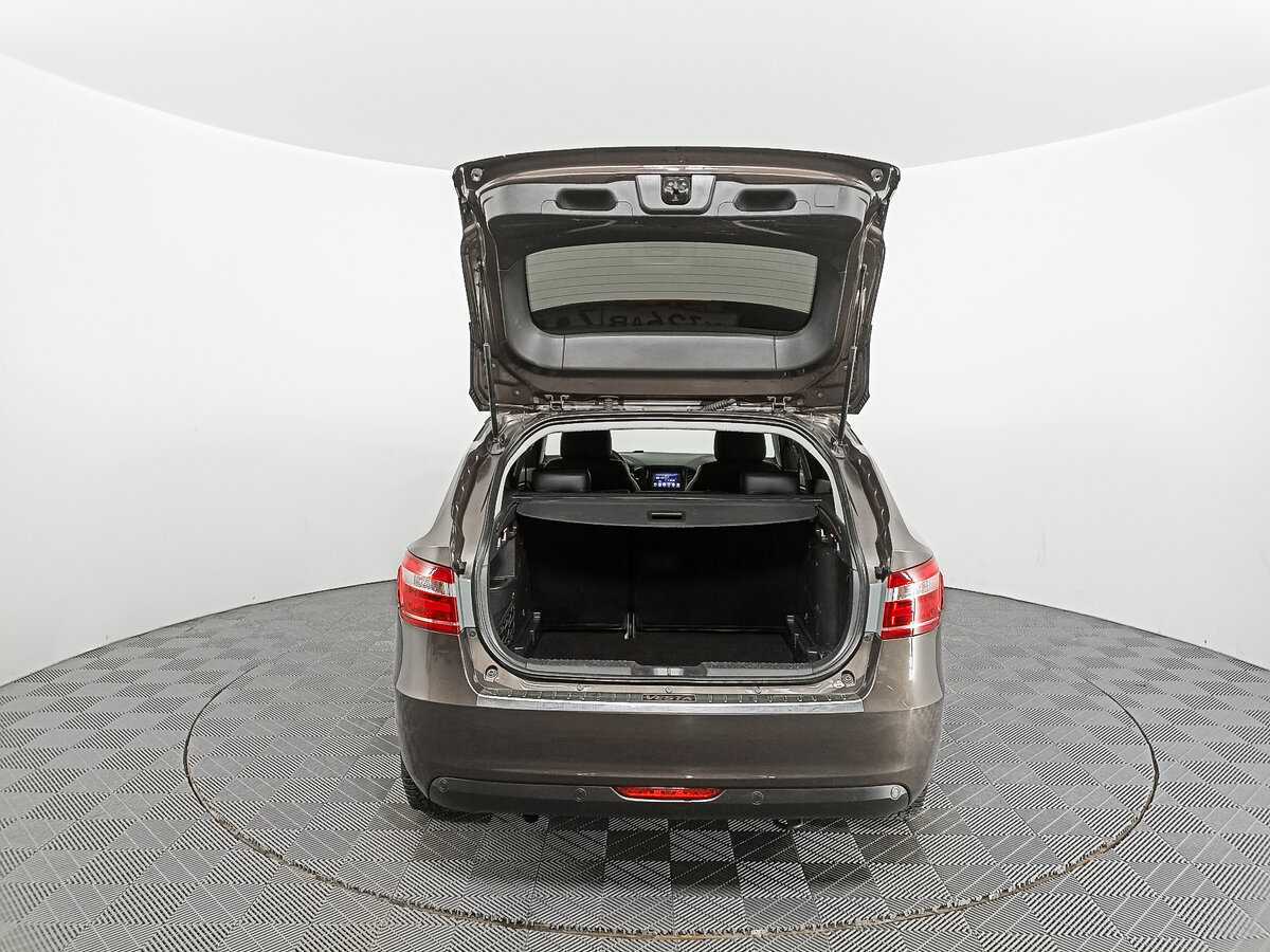 Купить Lada (ВАЗ) Vesta с пробегом. Фото: #9