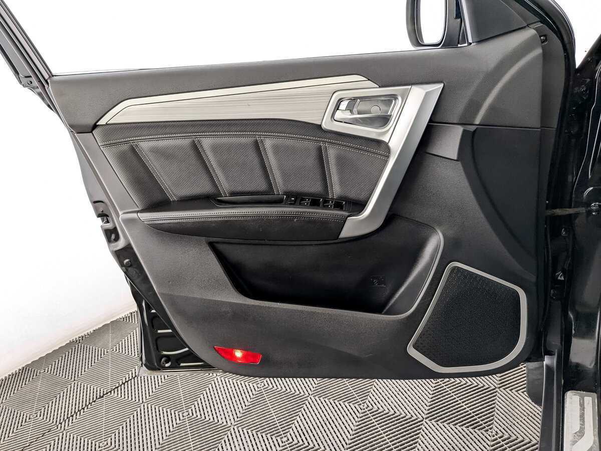 Купить Geely Emgrand X7 с пробегом. Фото: #18