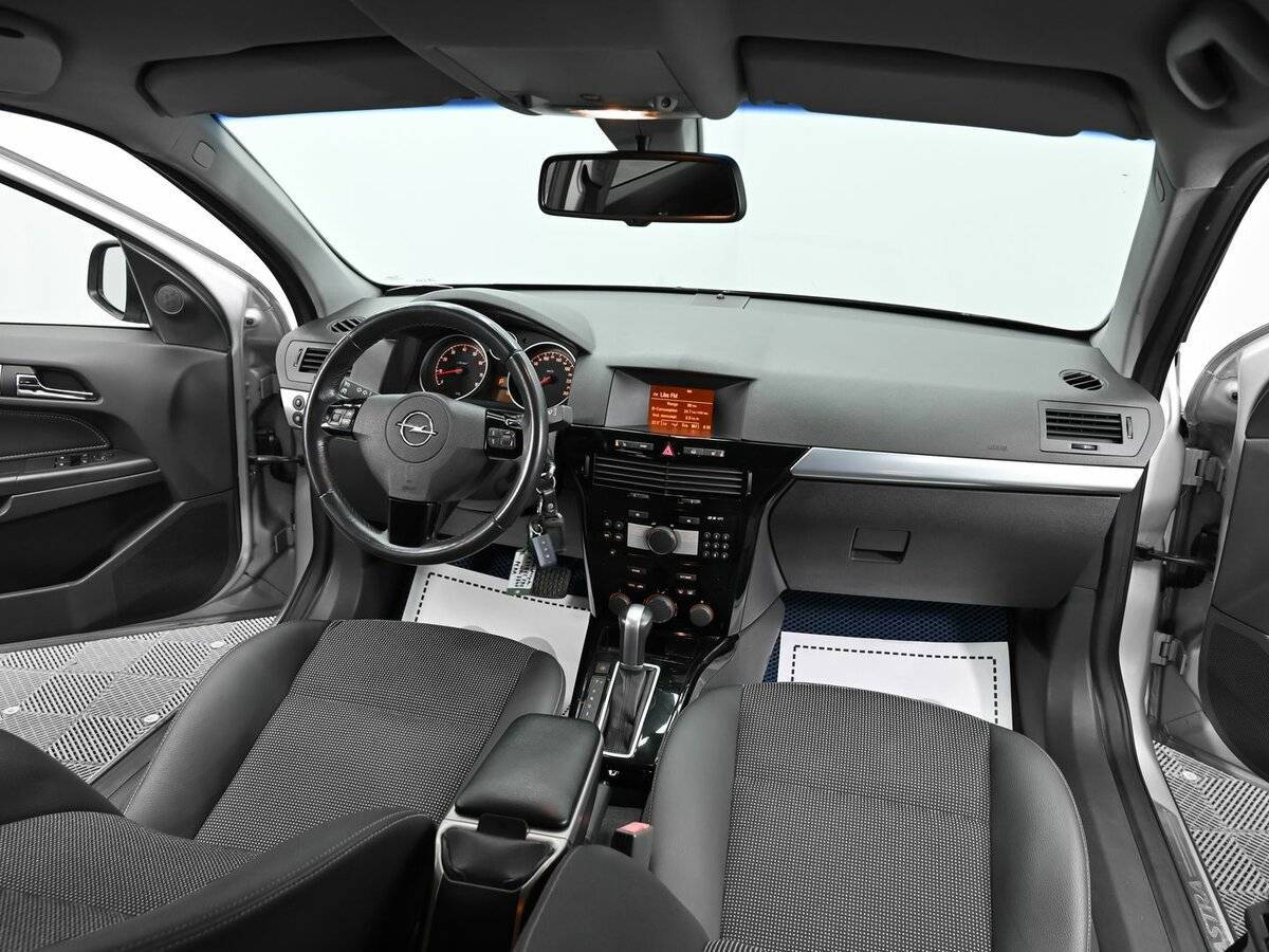 Купить Opel Astra с пробегом. Фото: #10
