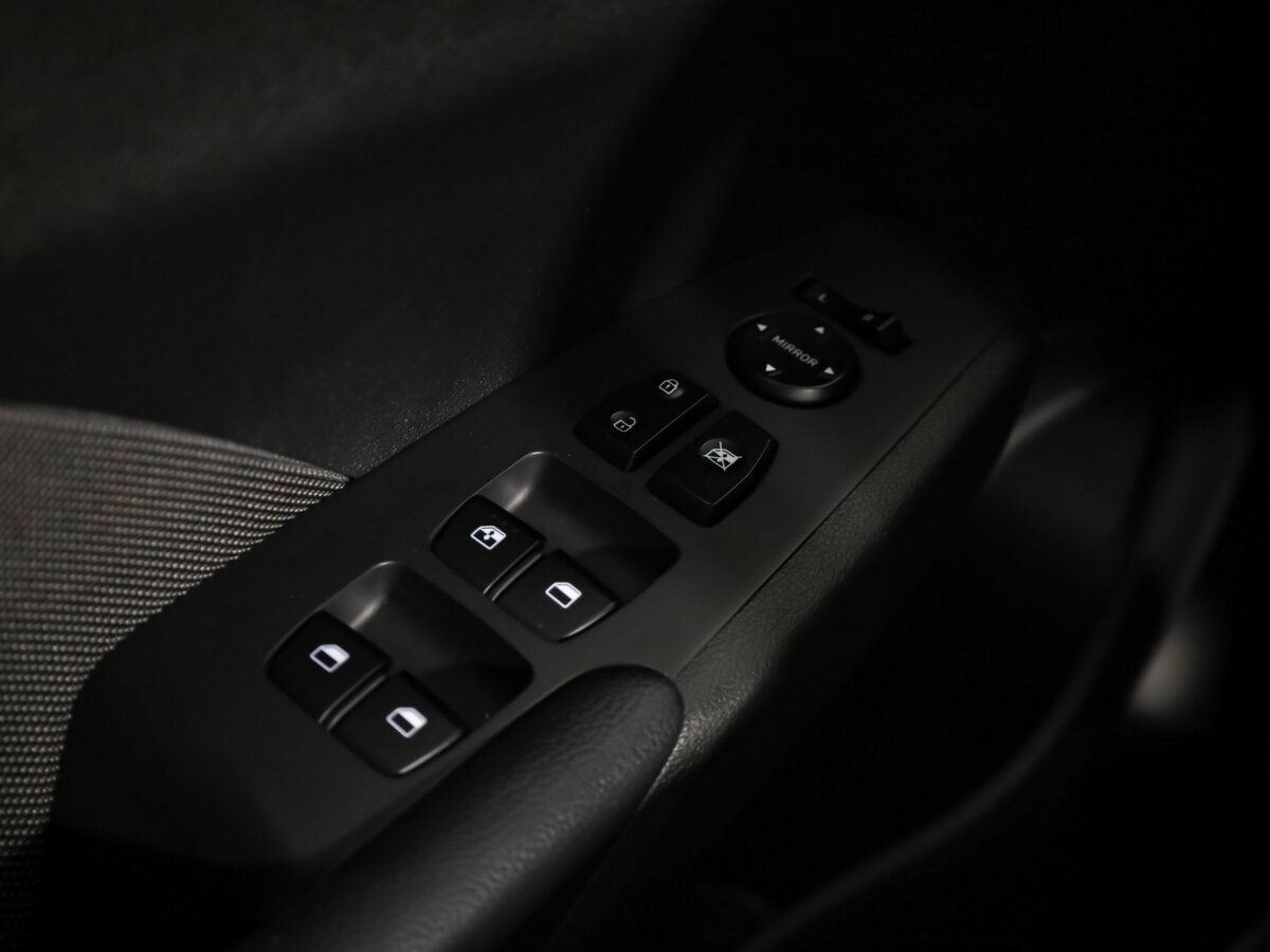 Купить Hyundai Solaris с пробегом. Фото: #20