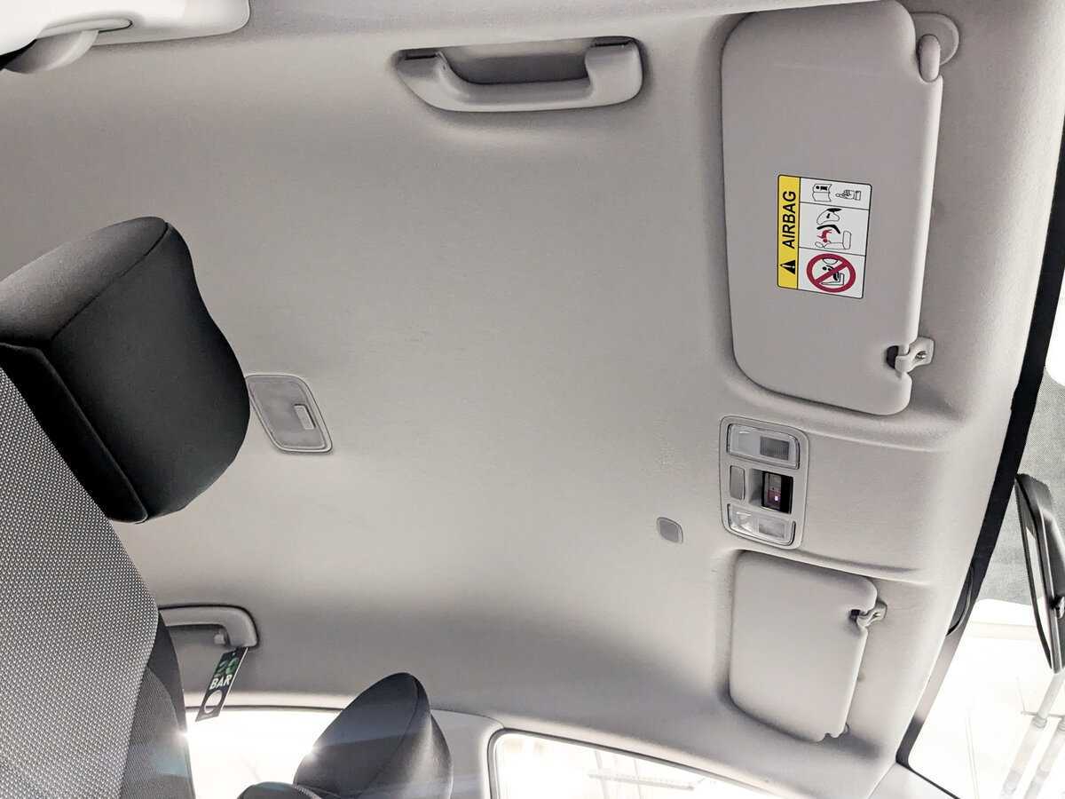 Купить Hyundai Solaris с пробегом. Фото: #19