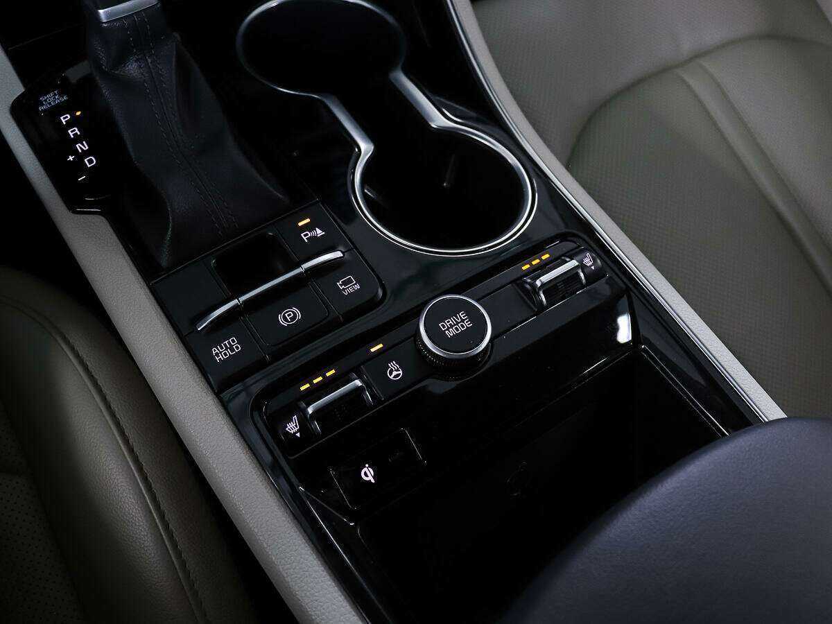 Купить Kia K5 с пробегом. Фото: #12