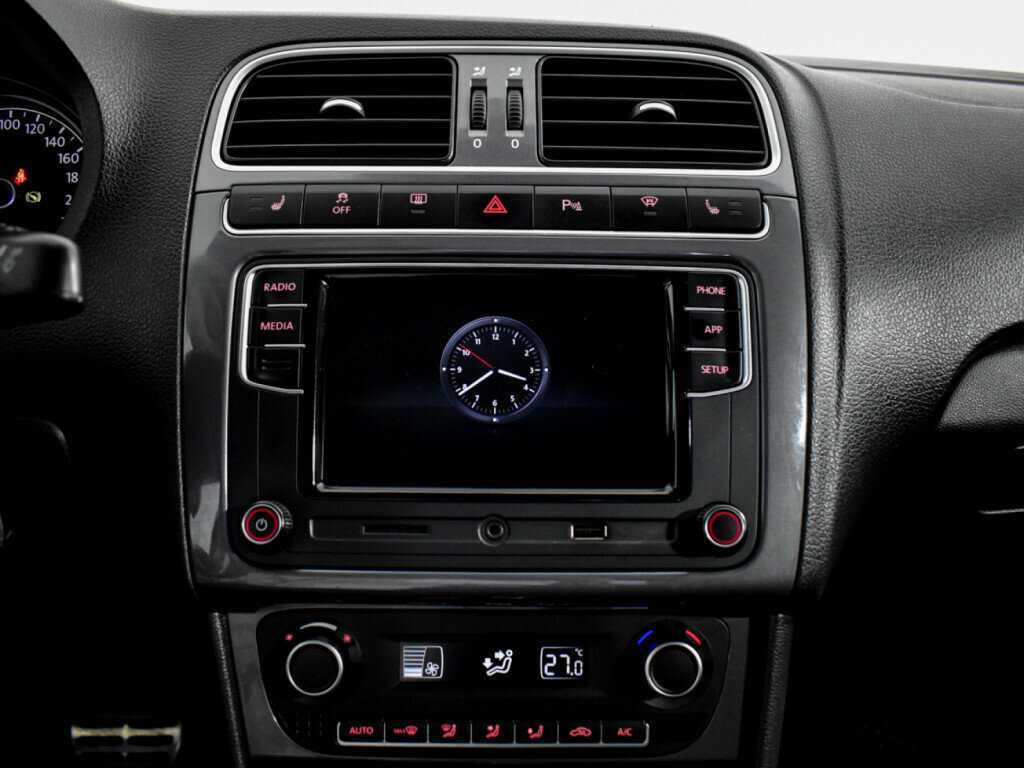 Купить Volkswagen Polo с пробегом. Фото: #13