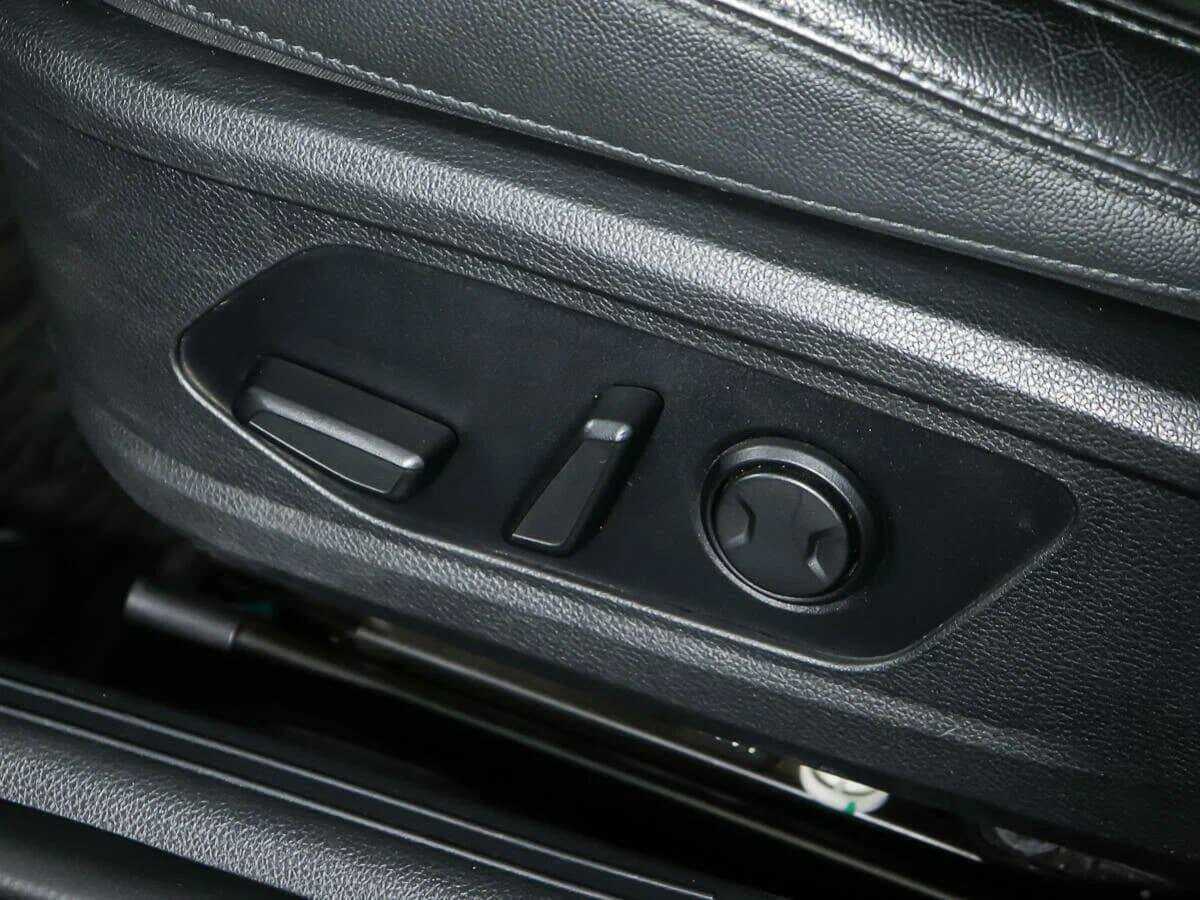 Купить Kia K5 с пробегом. Фото: #14