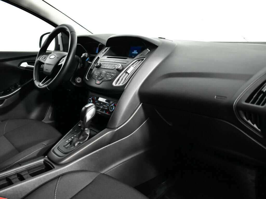 Купить Ford Focus с пробегом. Фото: #8