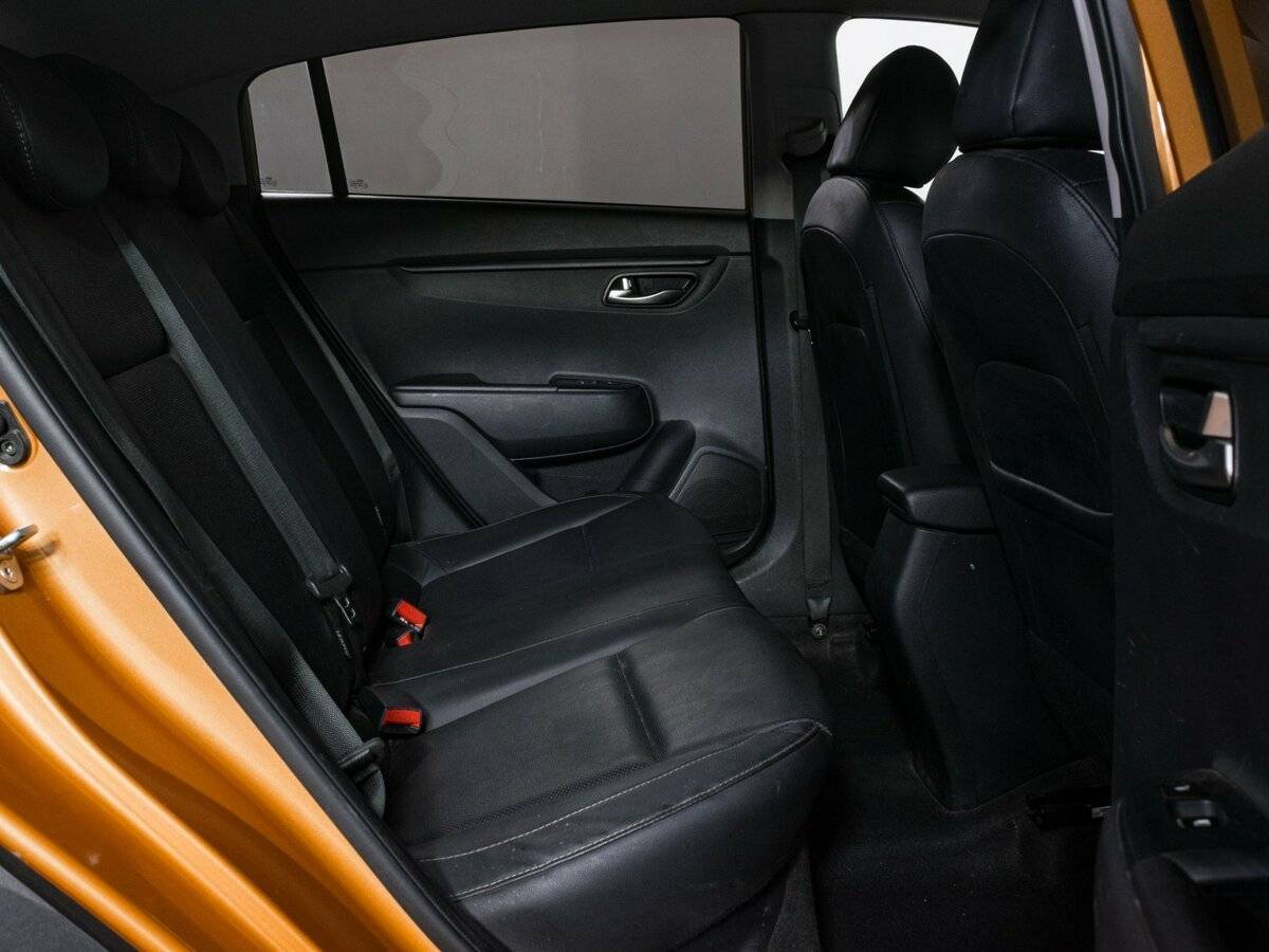 Купить Kia Rio с пробегом. Фото: #9