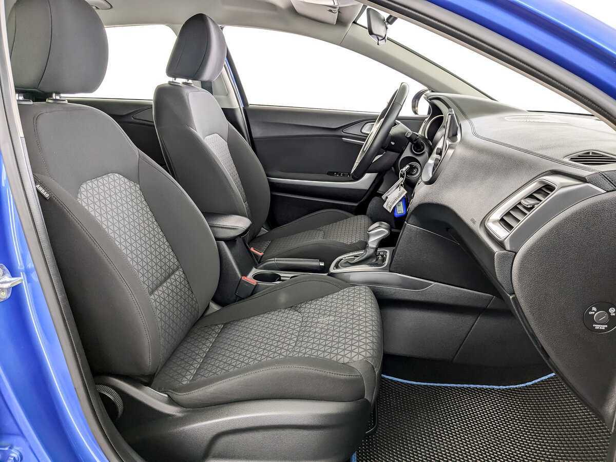Купить Kia Ceed с пробегом. Фото: #21