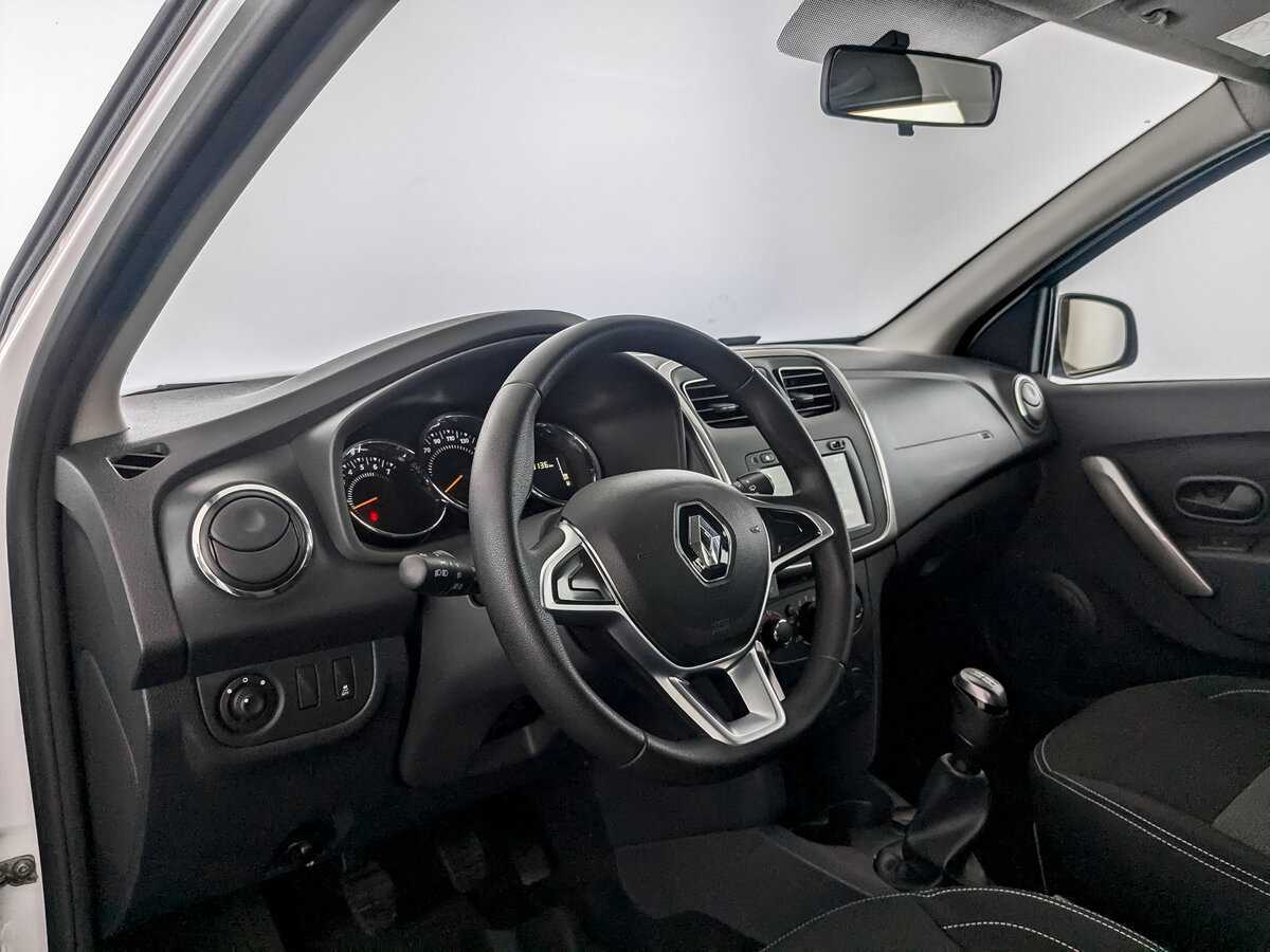 Купить Renault Sandero с пробегом. Фото: #14