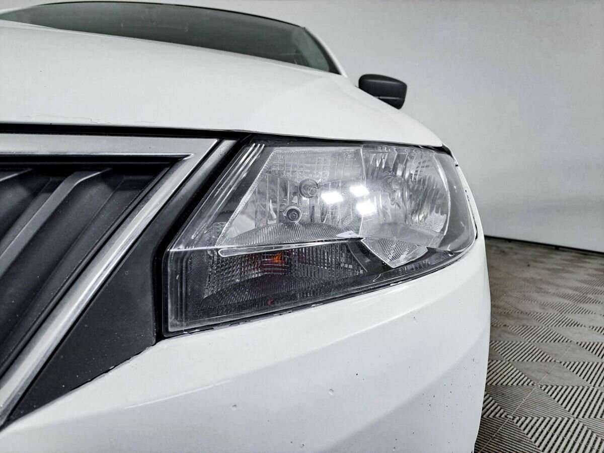 Купить Skoda Rapid с пробегом. Фото: #16
