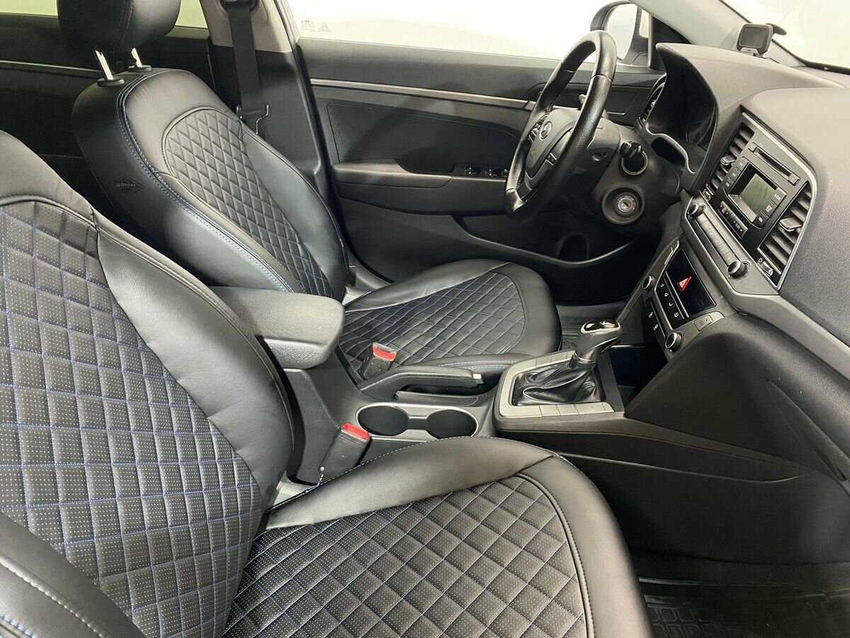 Купить Hyundai Elantra с пробегом. Фото: #9