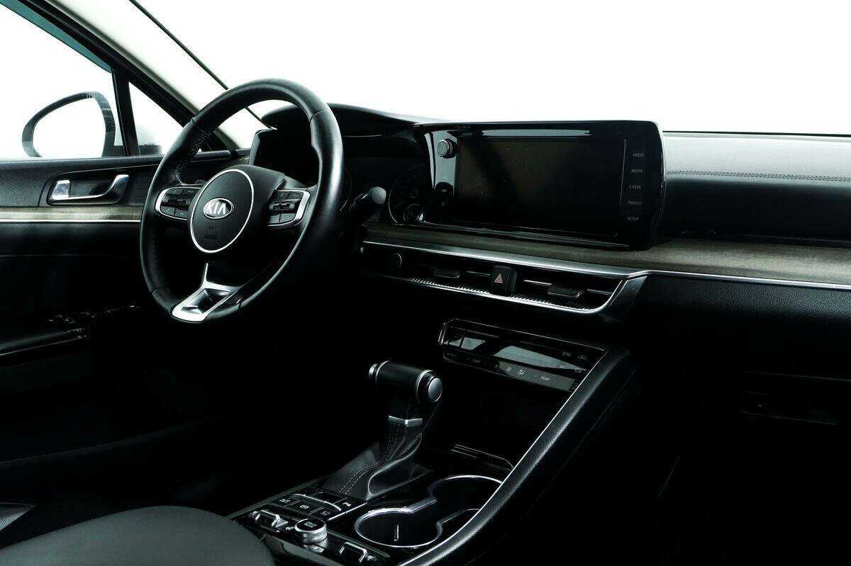 Купить Kia K5 с пробегом. Фото: #8
