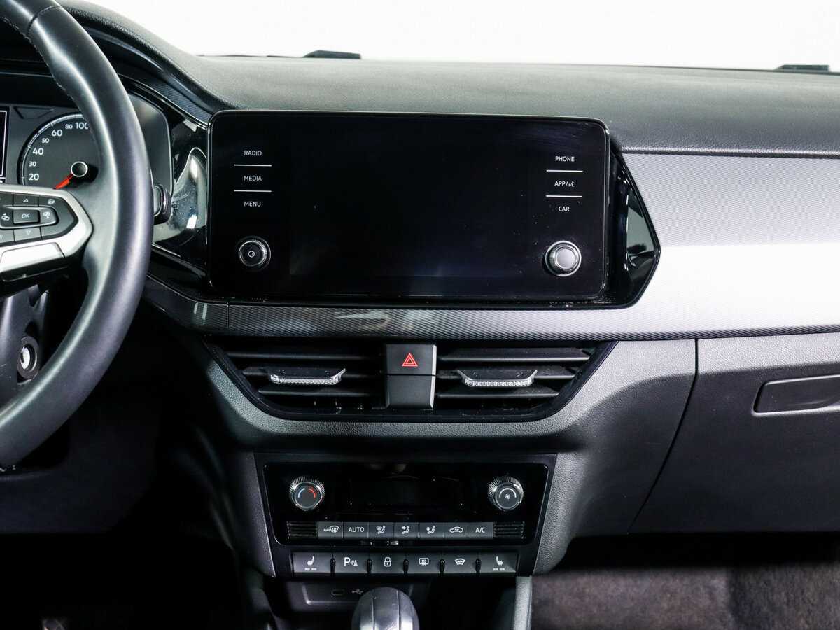 Купить Volkswagen Polo с пробегом. Фото: #12