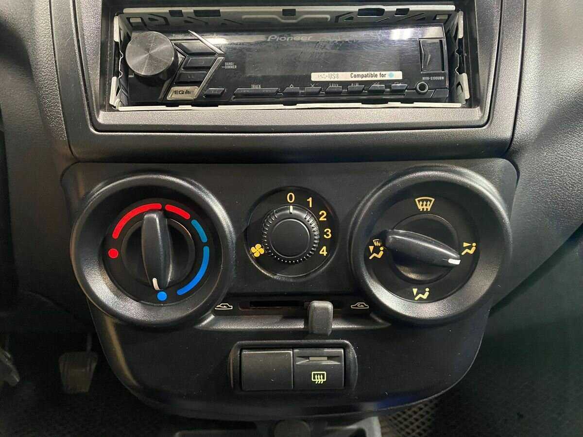 Купить Lada (ВАЗ) Kalina с пробегом. Фото: #12