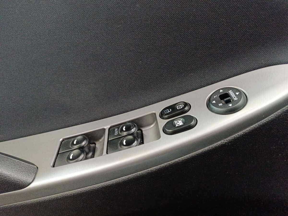 Купить Hyundai Solaris с пробегом. Фото: #14