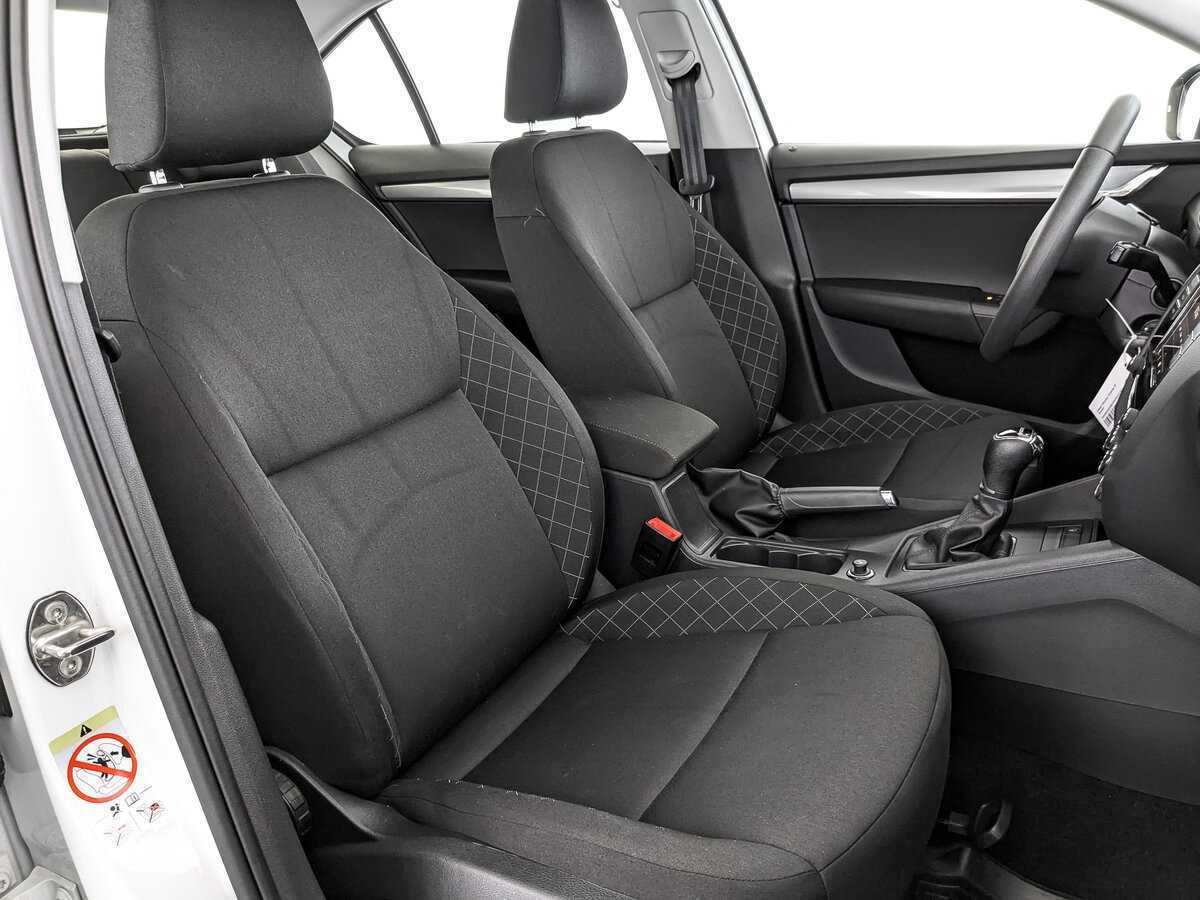 Купить Skoda Octavia с пробегом. Фото: #23