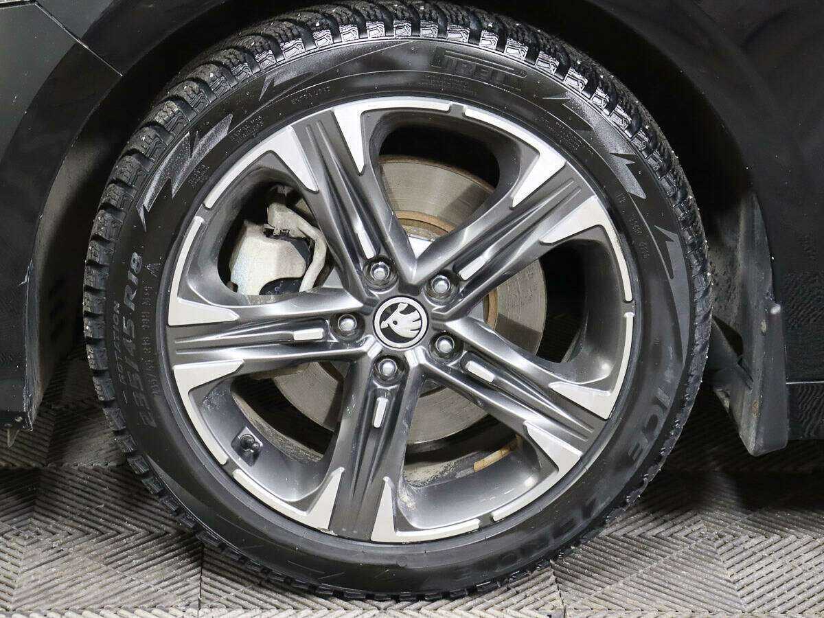 Купить Kia K5 с пробегом. Фото: #19