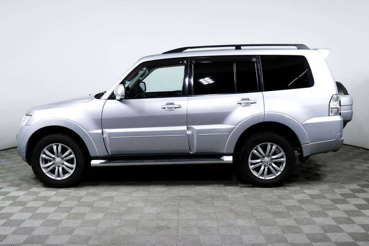 Купить Mitsubishi Pajero с пробегом. Фото: #7