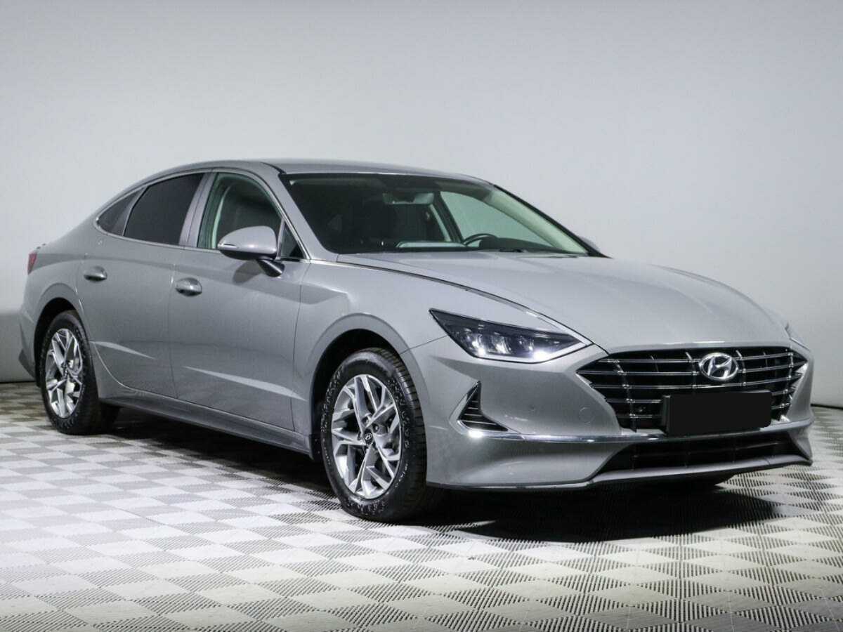 Купить Hyundai Sonata с пробегом. Фото: #2