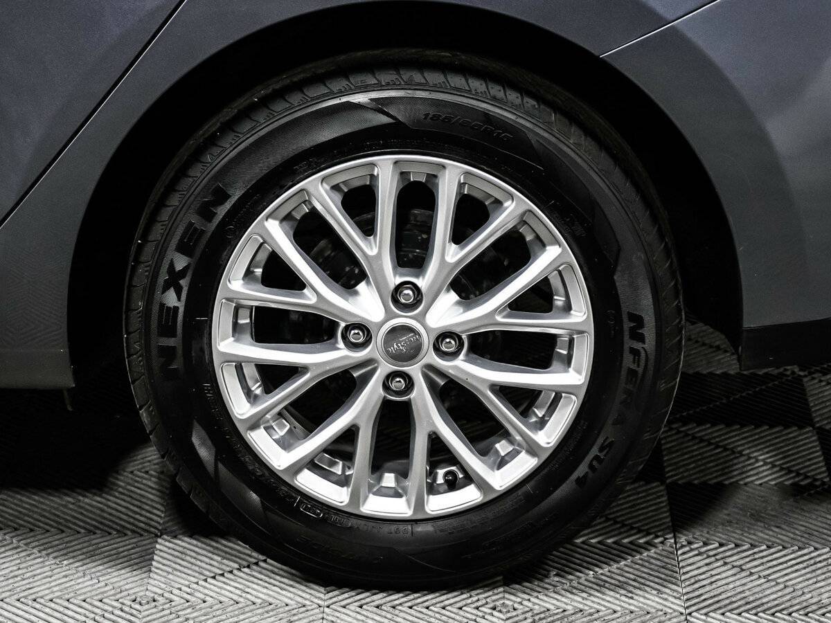 Купить Hyundai Solaris с пробегом. Фото: #13