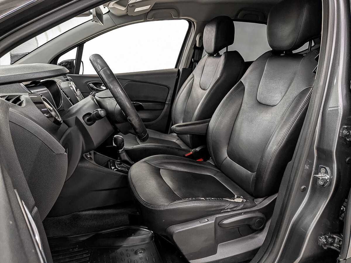 Купить Renault Kaptur с пробегом. Фото: #17