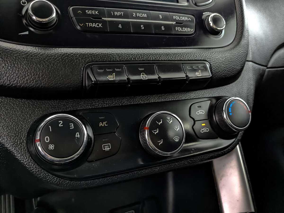 Купить Kia Ceed с пробегом. Фото: #16