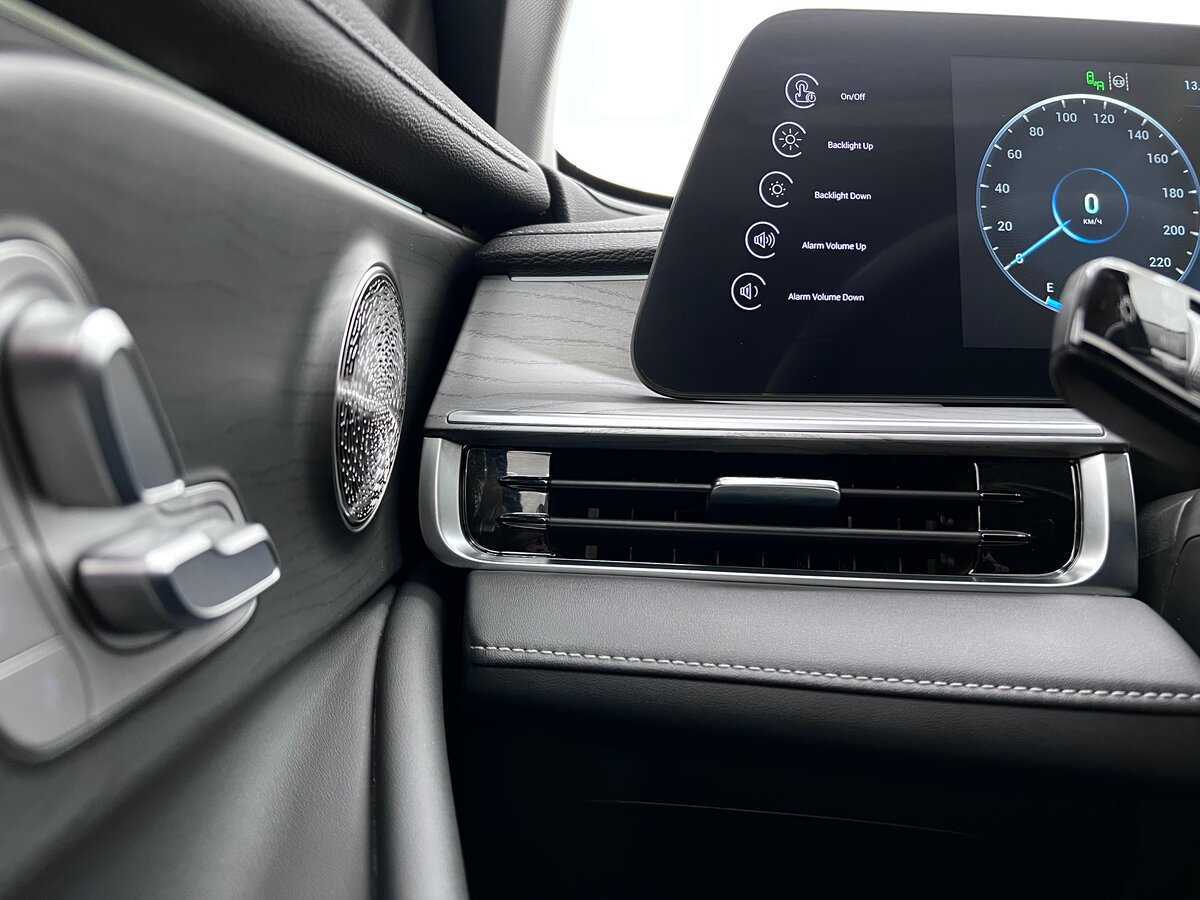 Купить Chery Arrizo 8 с пробегом. Фото: #34