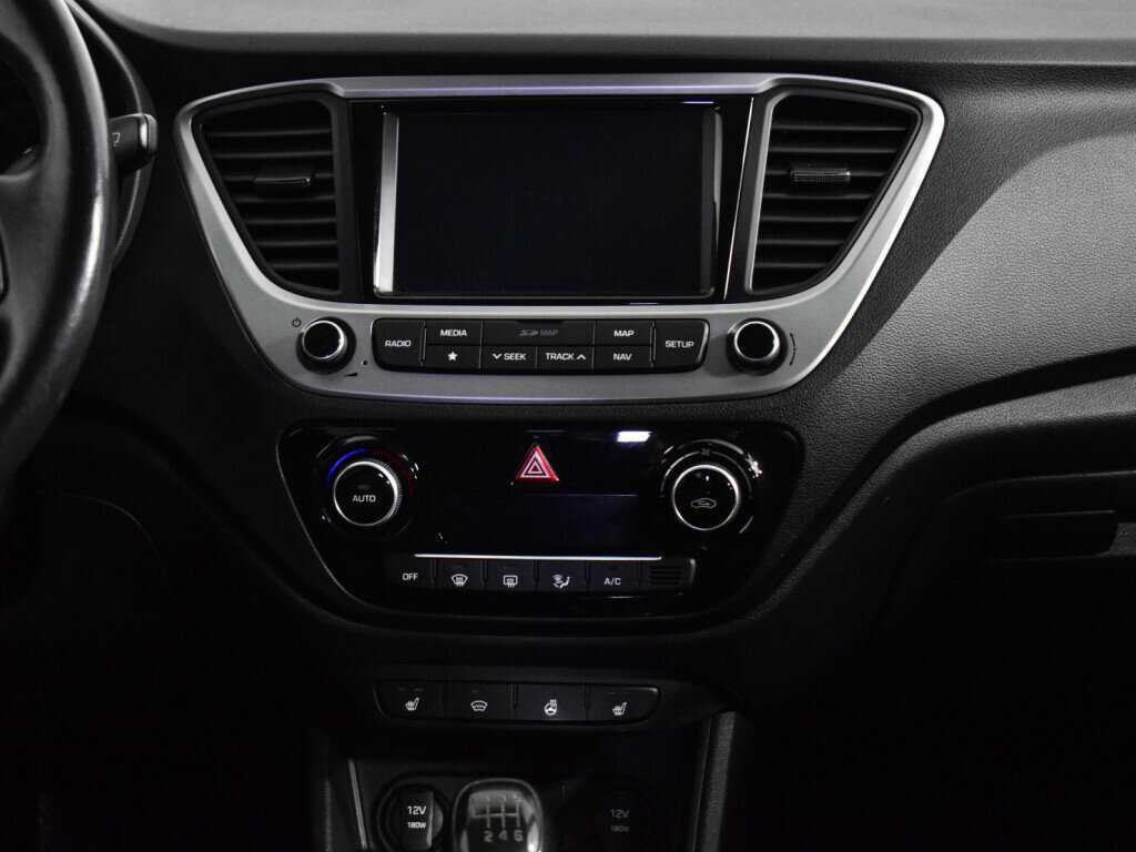 Купить Hyundai Solaris с пробегом. Фото: #14