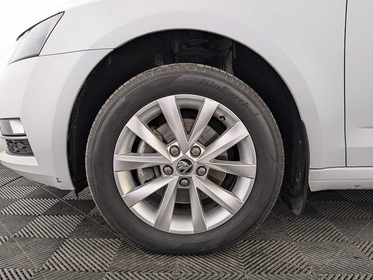 Купить Skoda Octavia с пробегом. Фото: #11