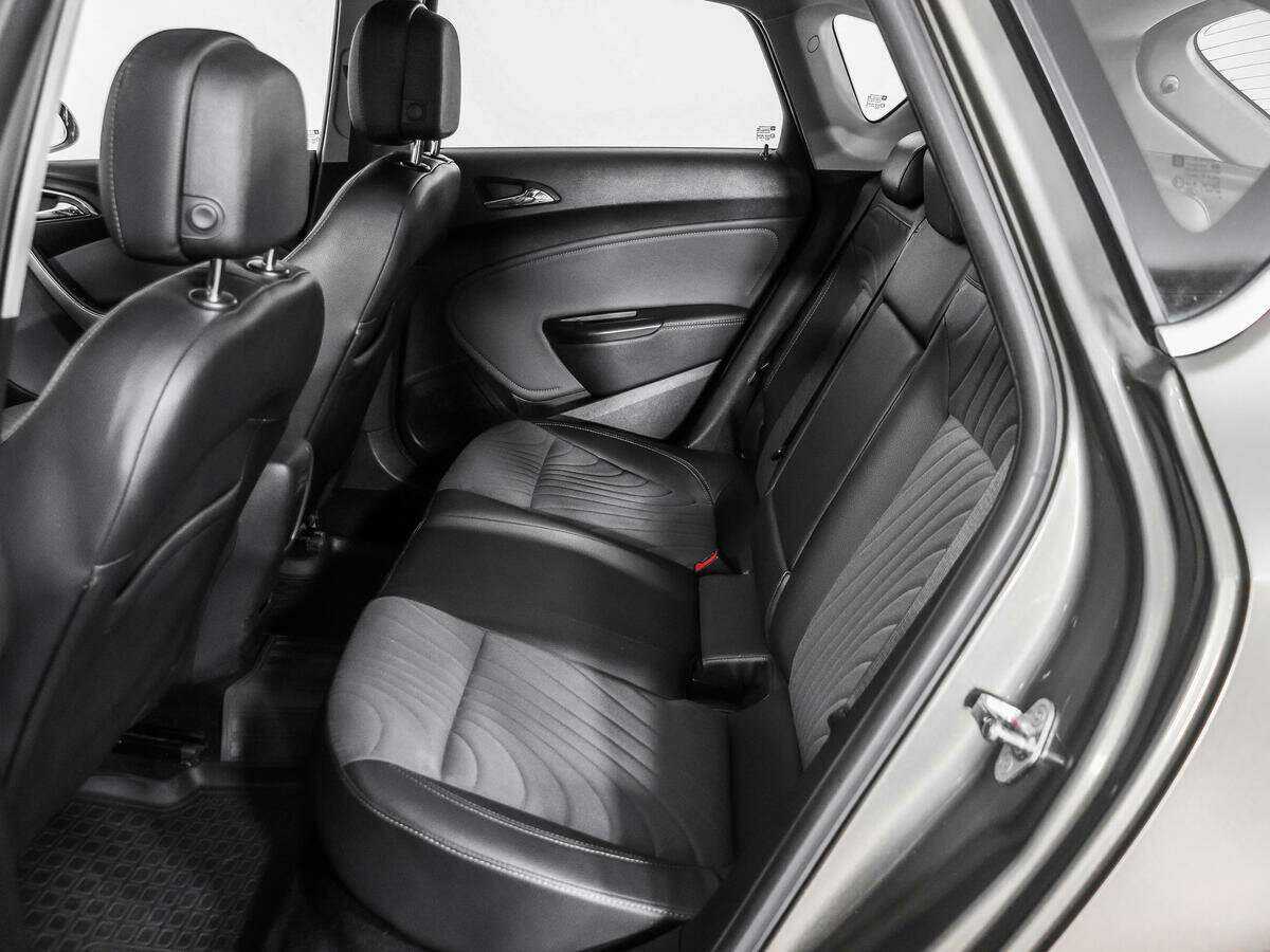 Купить Opel Astra с пробегом. Фото: #9