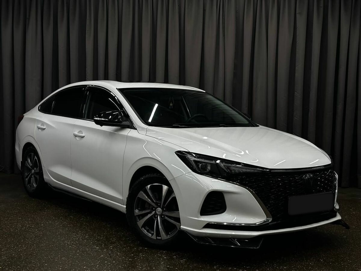 Купить Changan Eado Plus с пробегом. Фото: #1