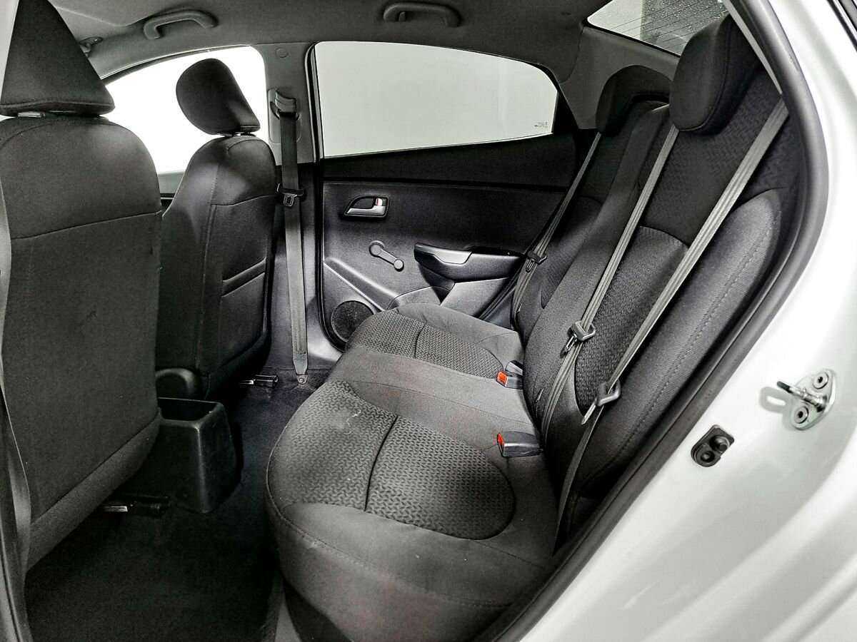 Купить Kia Rio с пробегом. Фото: #9